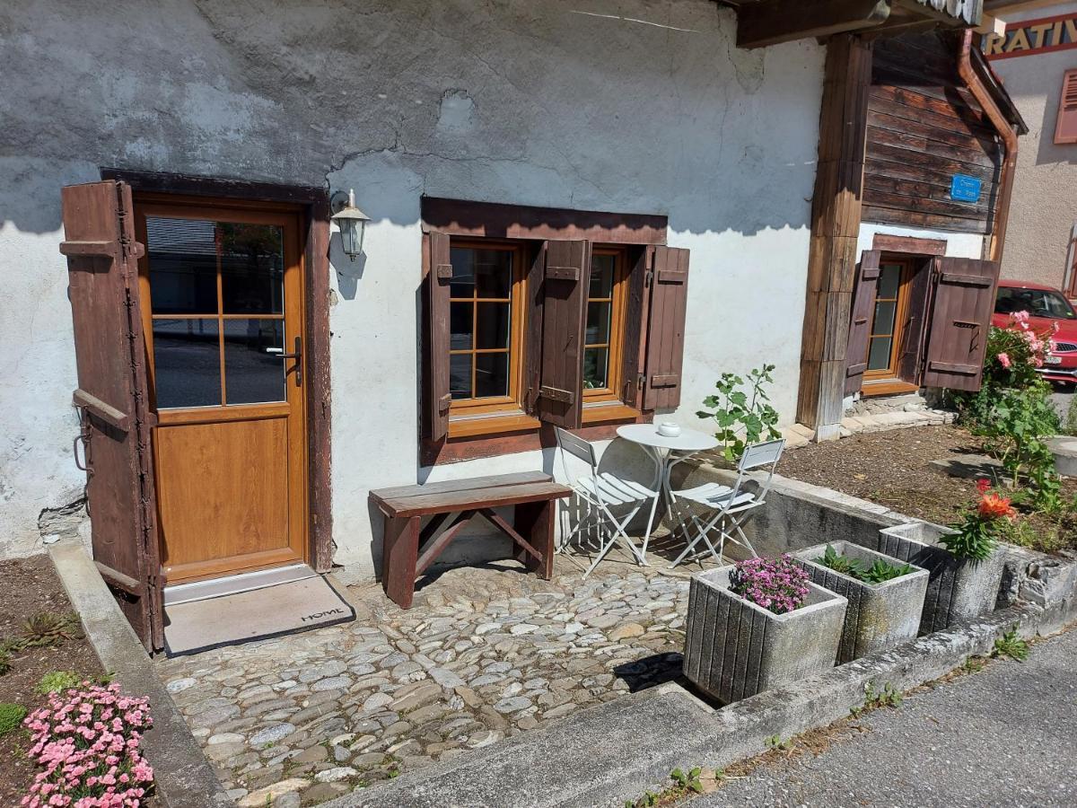 Appartement vouté en Gruyère dans l'Intyamon Enney Extérieur photo